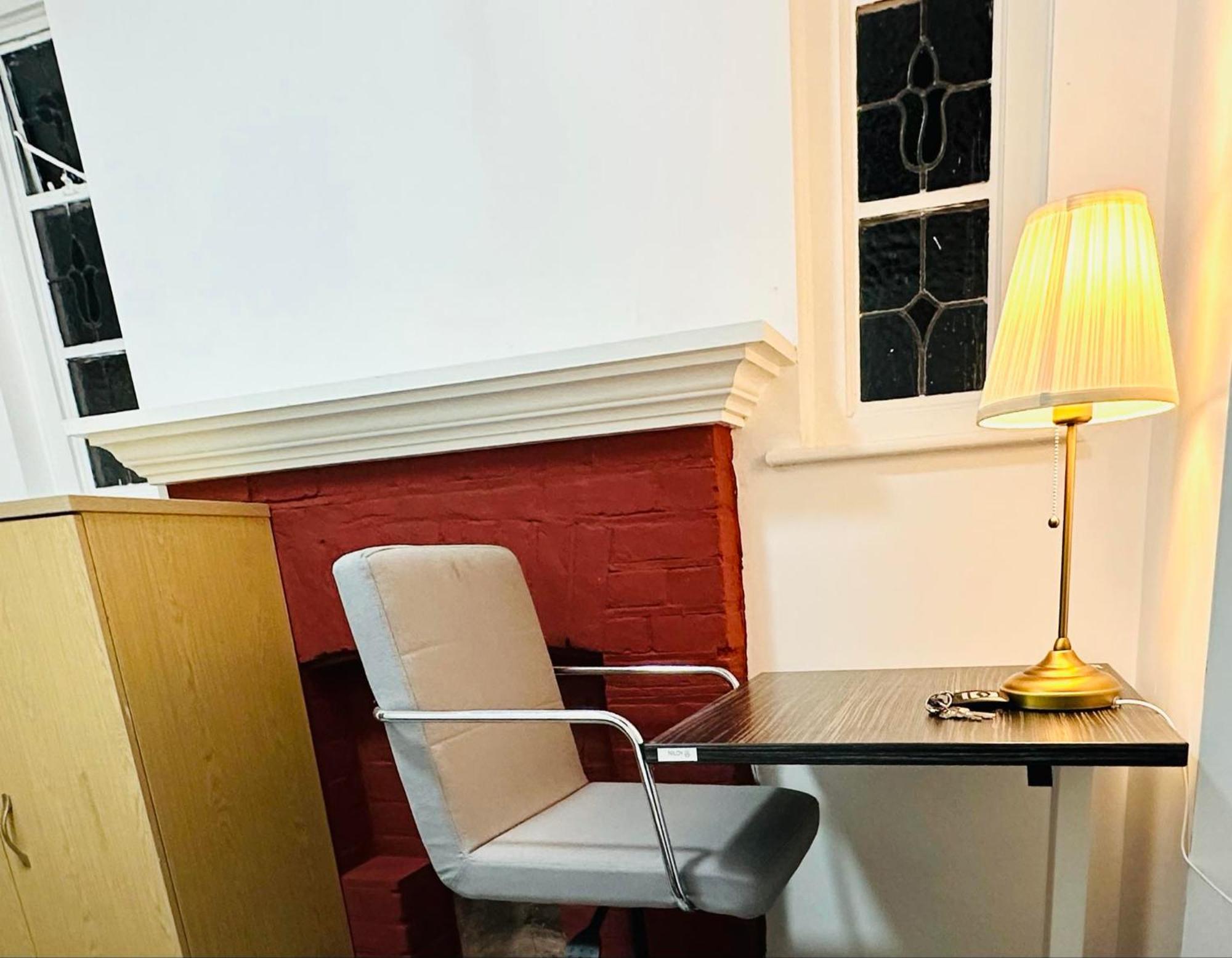 Great Place To Live In Dartford - Kent Aparthotel Esterno foto